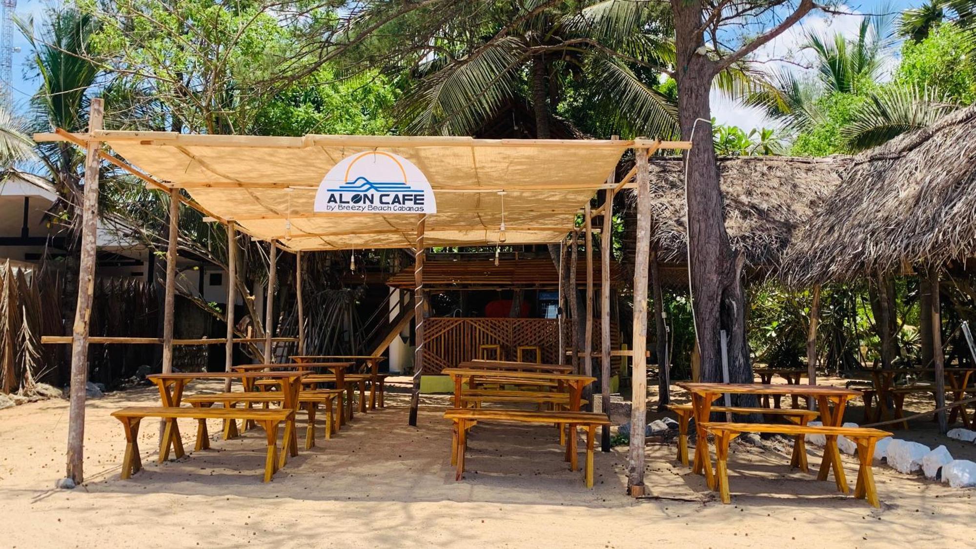 Breezy Beach Cabanas Arugam Bay Eksteriør billede