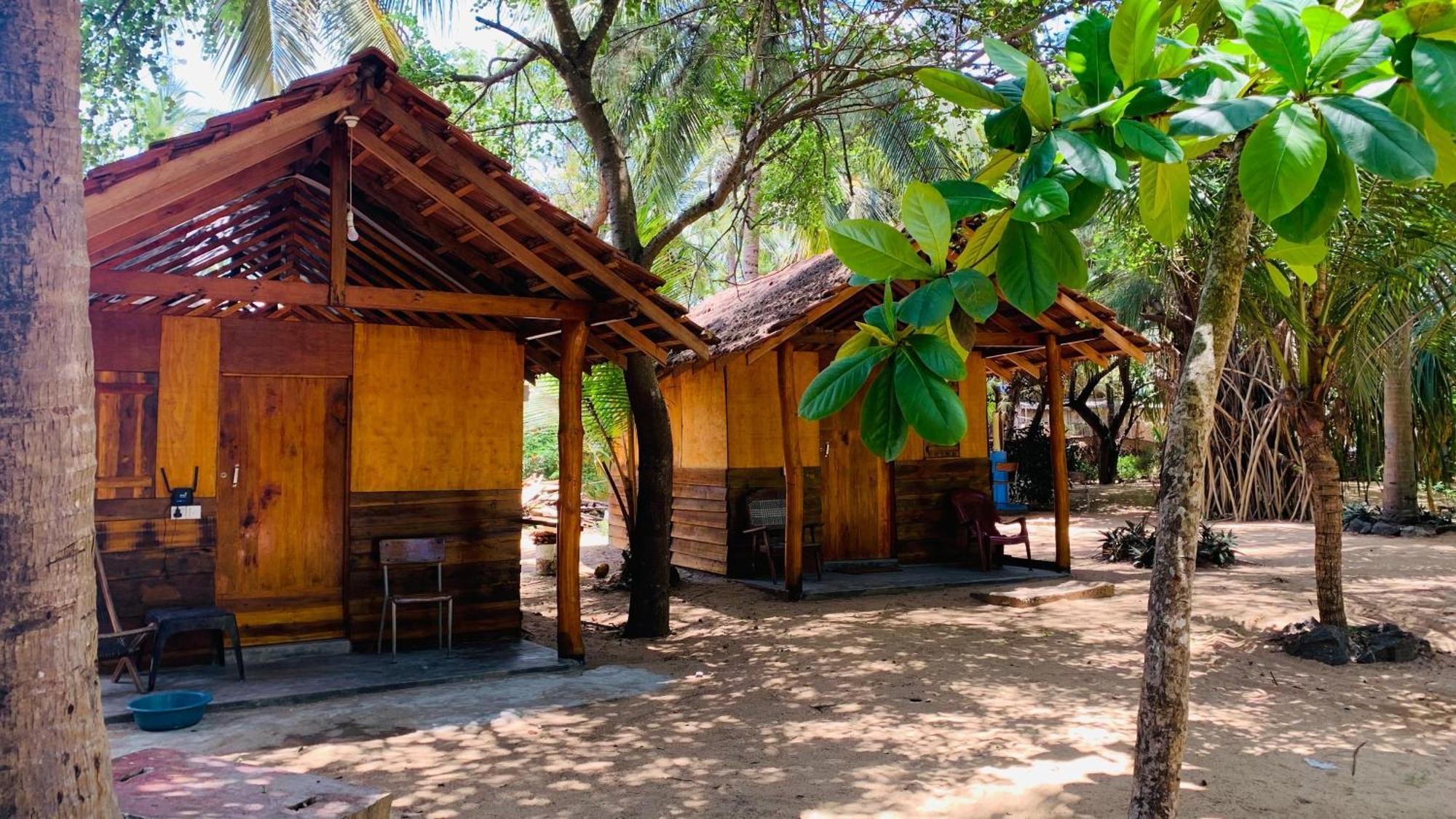 Breezy Beach Cabanas Arugam Bay Eksteriør billede